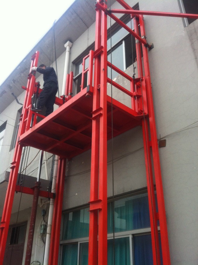 移動式剪叉升降作業(yè)(yè)平臺