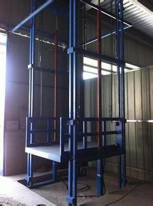 移動式剪叉升降作業(yè)(yè)平臺