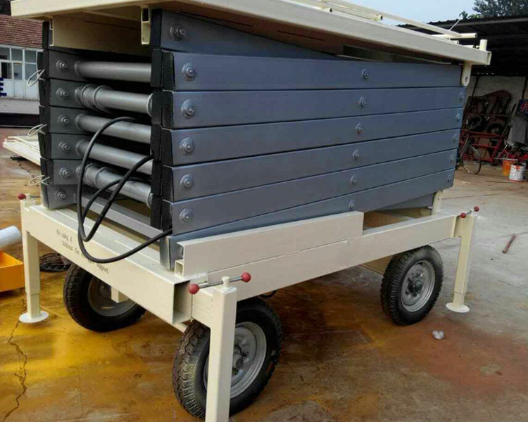 移動式剪叉升降作業(yè)(yè)平臺